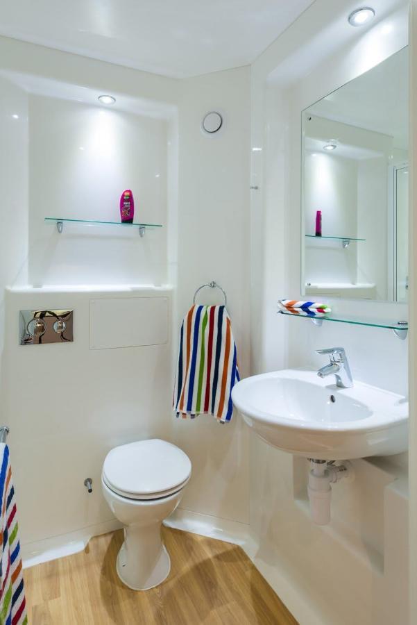 Zeni Ensuite Rooms In Exeter Esterno foto